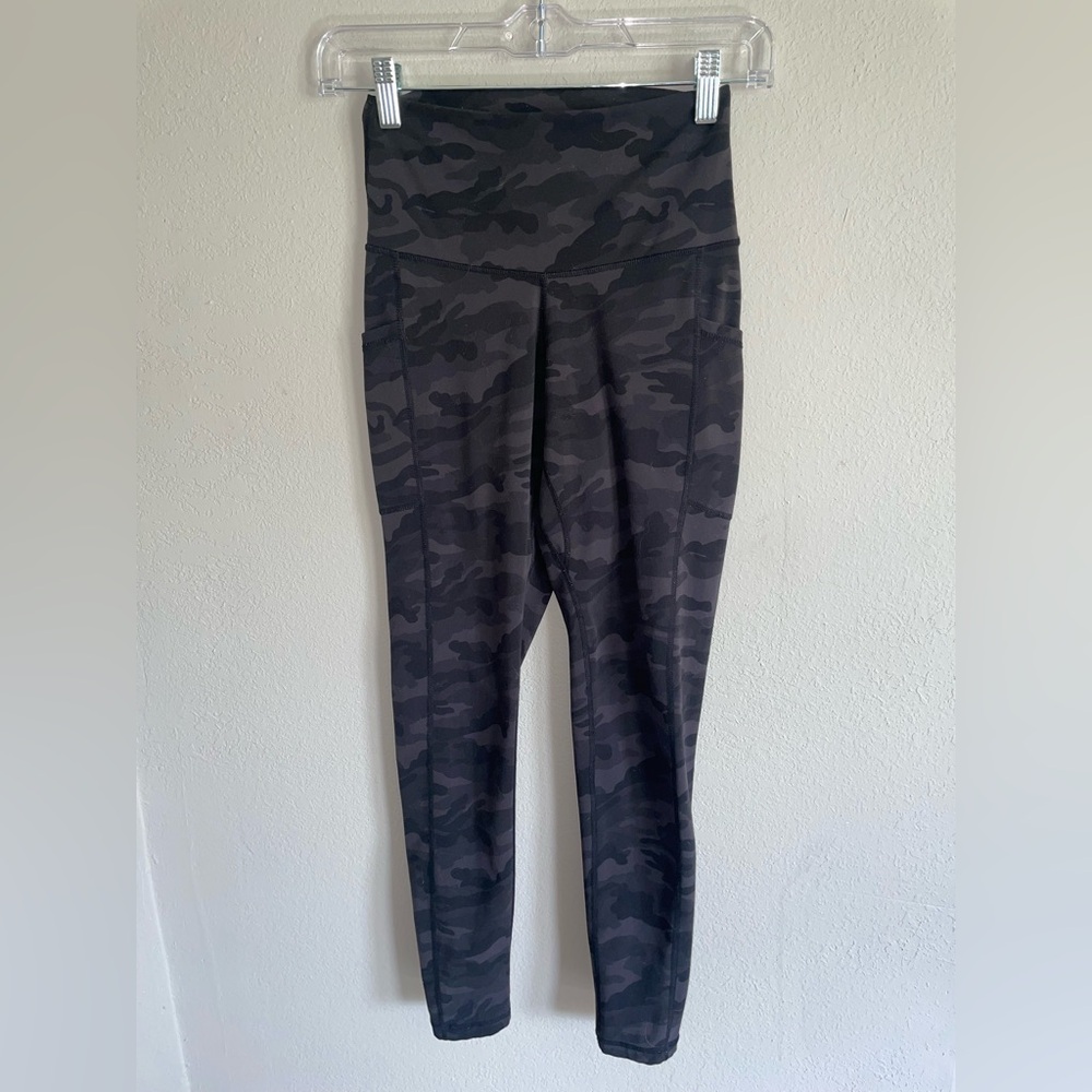Colorful Koala Camo Gray Stretch High Rise Leggings Women’s Size Small